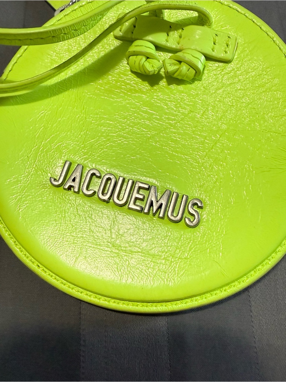 JACQUEMUS Leather Le Pitchou Petite (lime) - Picture 4 of 4